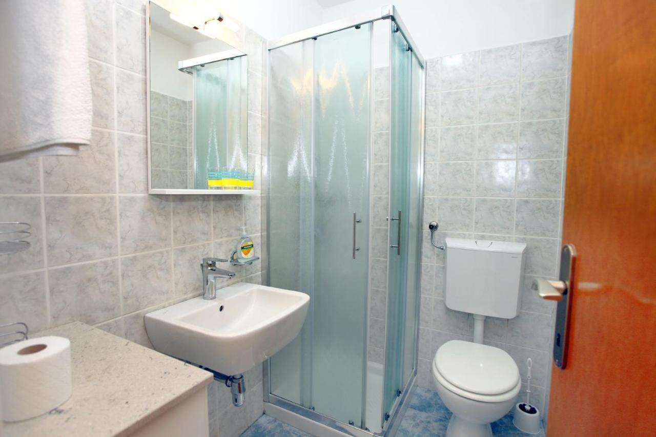 Dino Studio And Room Apartments Portoroz Exterior photo