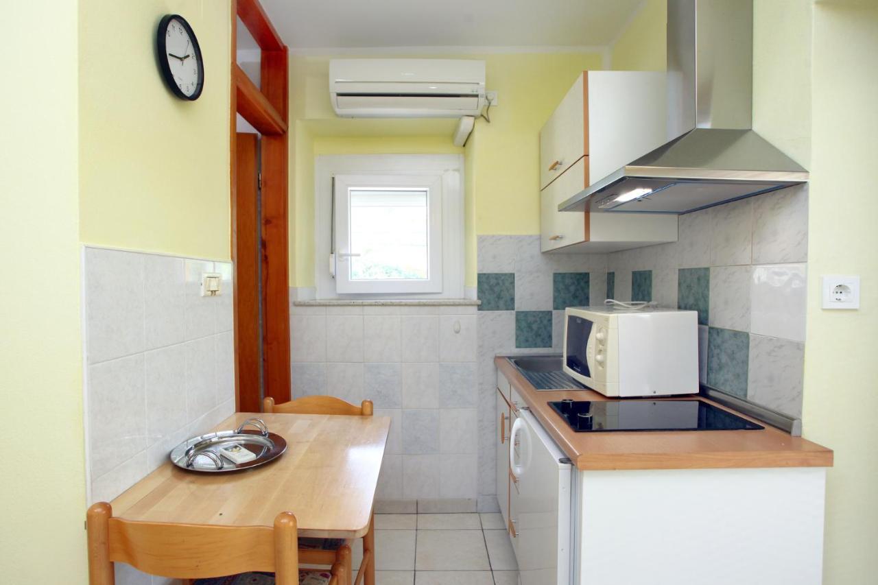 Dino Studio And Room Apartments Portoroz Exterior photo