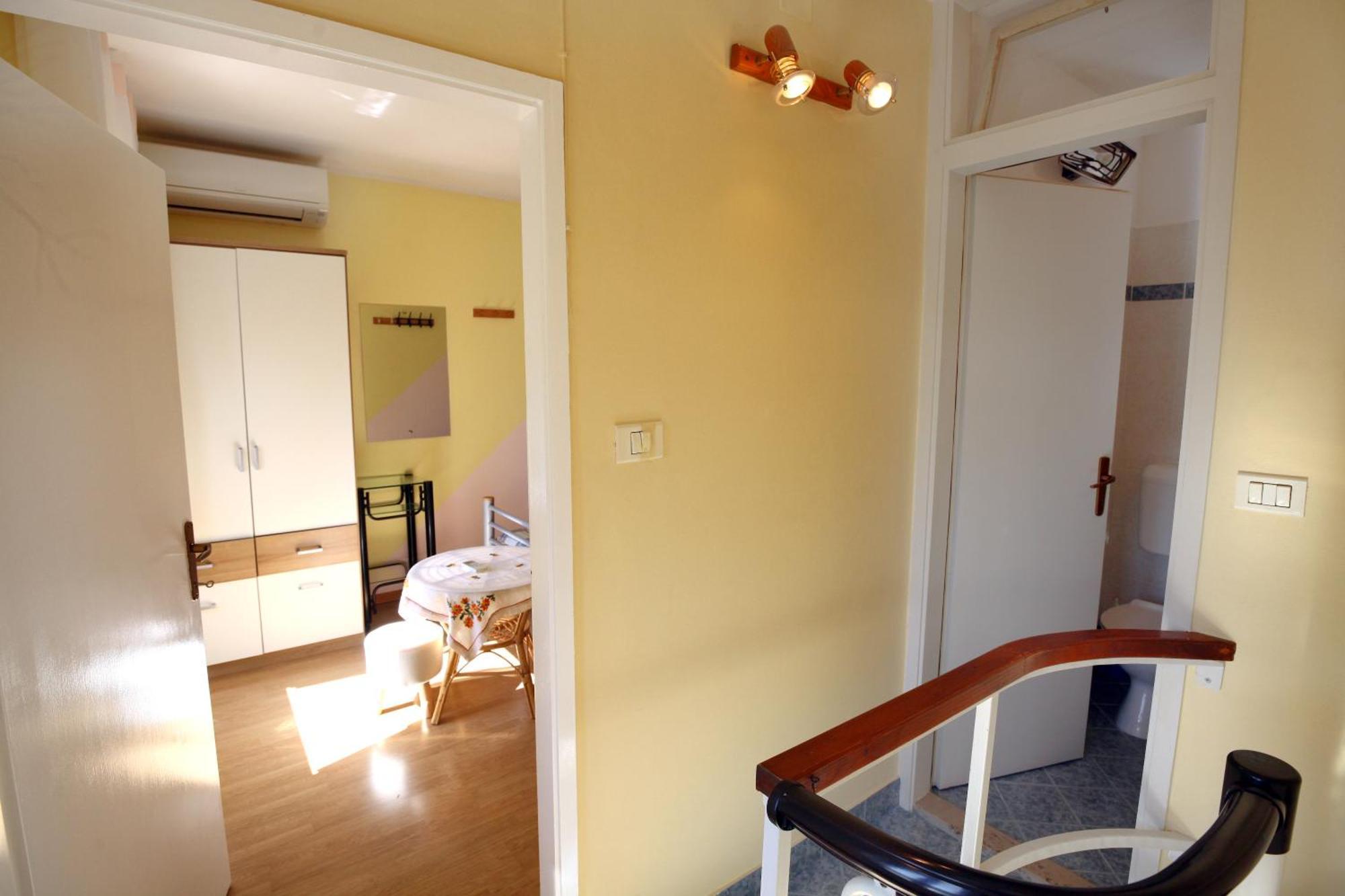 Dino Studio And Room Apartments Portoroz Exterior photo